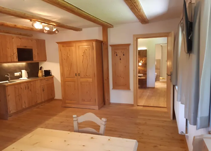 Gut Voegeihof 3* フォルスタウ